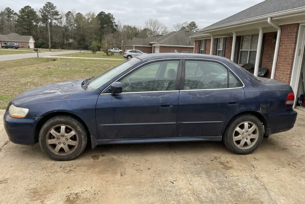 Vehicle detailing · Paint polishing BEFORE