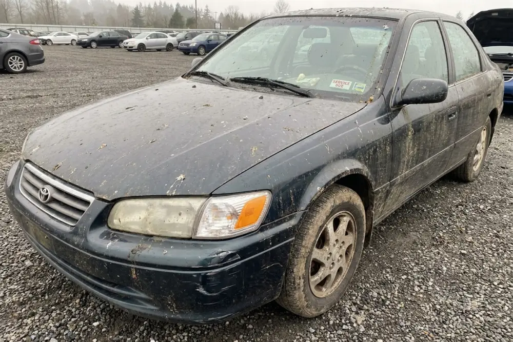 Vehicle detailing · Smart repair BEFORE